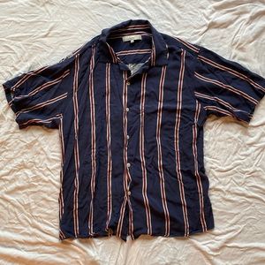 Urban Outfitters Men’s Button Up Short-Sleeve